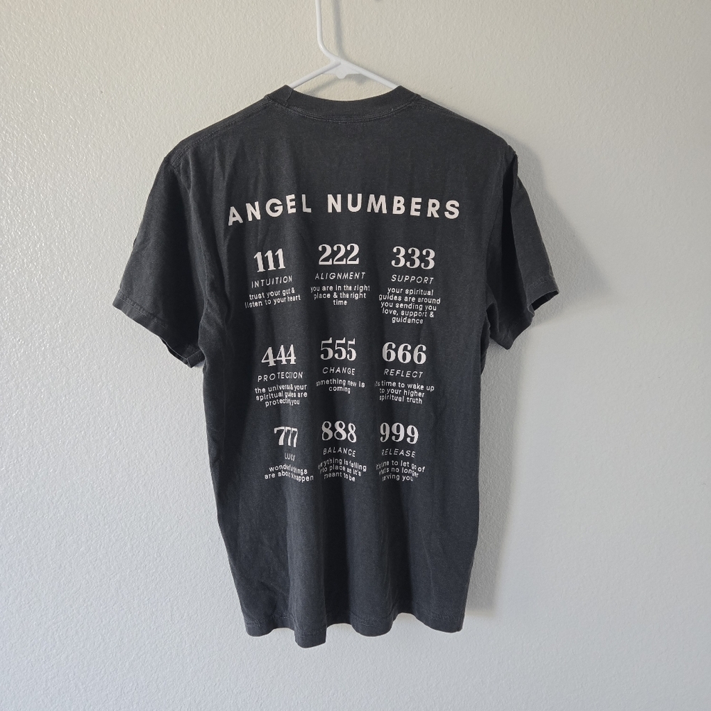 NWT Comfort Color Angel Numbers & Happy‎ Face Unisex Tee Size Medium 100% Cotton - Picture 6 of 12